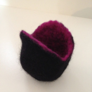 羊毛フェルト がま口ホルダー ハンドメイド しろくま☆羊毛フェルトがま口 - ぷちメロン GALLERYminne byGMO