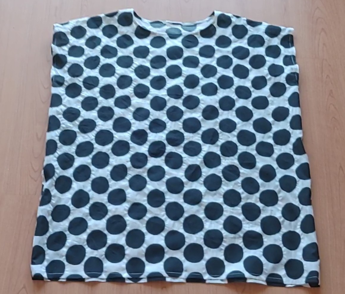 簡単！おしゃれ！型紙なしで作れる直線縫いの半袖カフタンブラウス プルオーバーnunocoto fabric