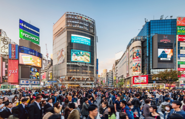 3Dサイネージを作ってみた 3D広告– STORY WORKS プロジェクションマッピング 空間演出